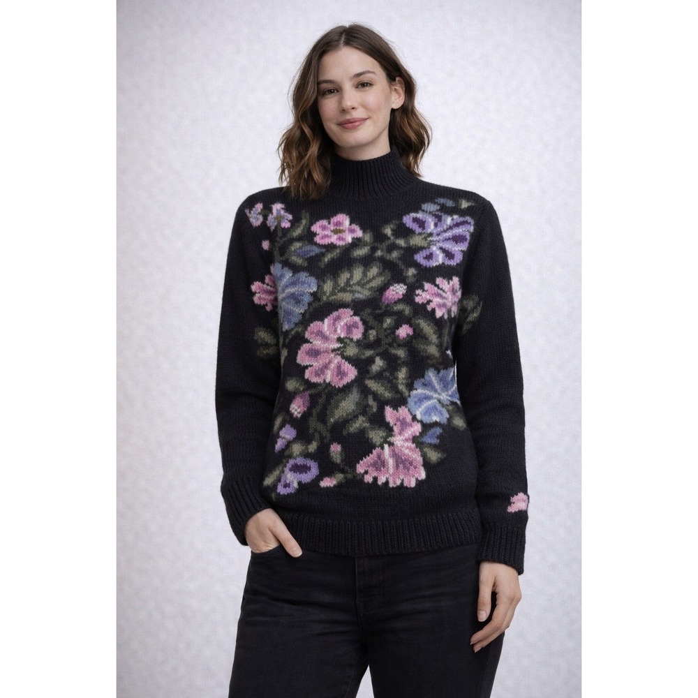 South Wool Hand Knitted Virgin Wool Floral Mock Neck Sweater Black Vintage L‎
